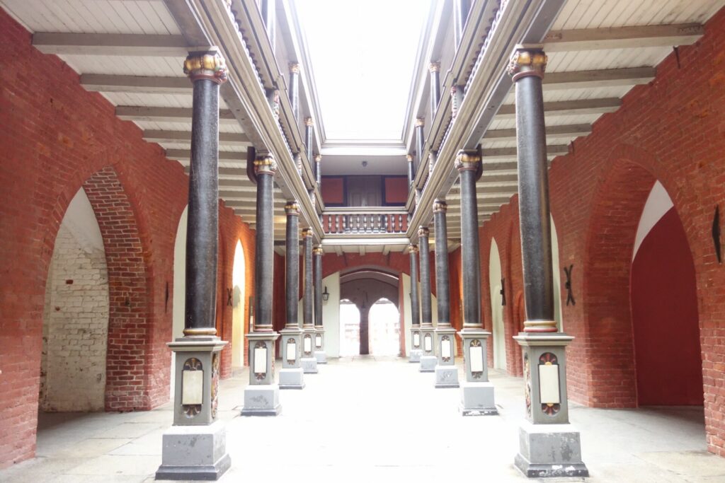 Durchgang im Stralsunder Rathaus